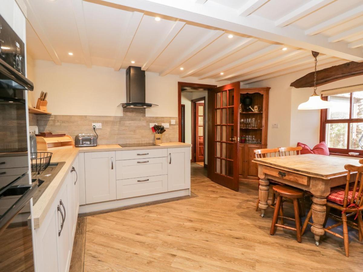 1 Cherry Tree Cottage Millom Dış mekan fotoğraf